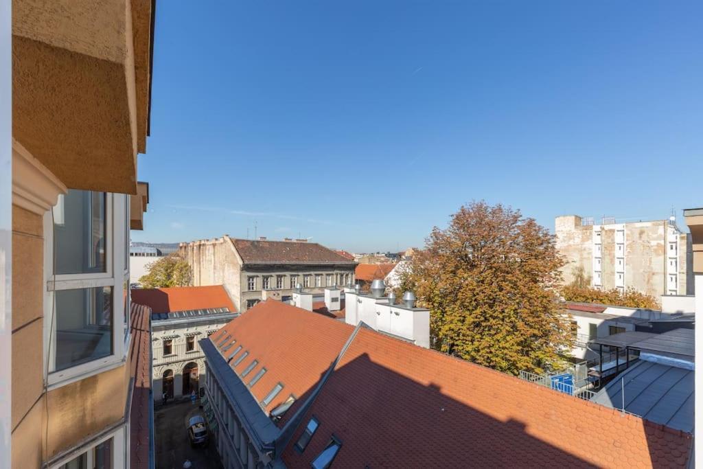 S22 Apartment Budapeste Exterior foto