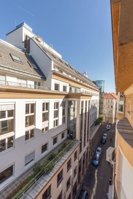 S22 Apartment Budapeste Exterior foto